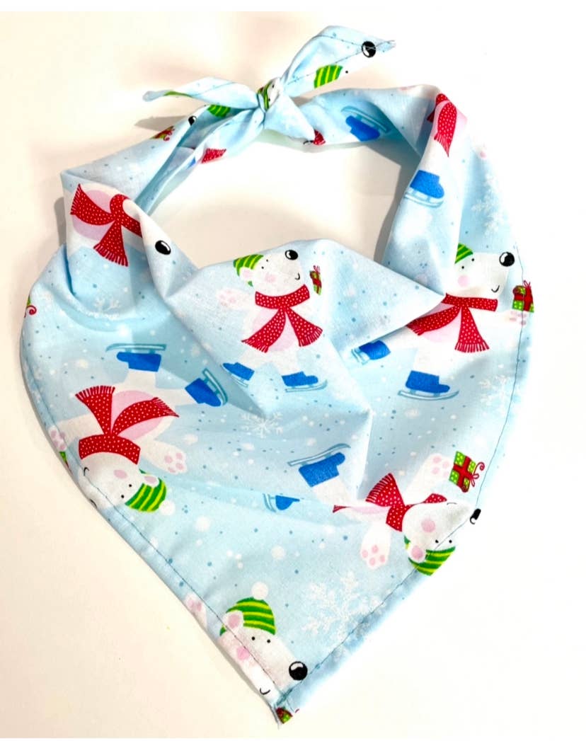 Christmas Pet Bandanas - assorted patterns: Medium